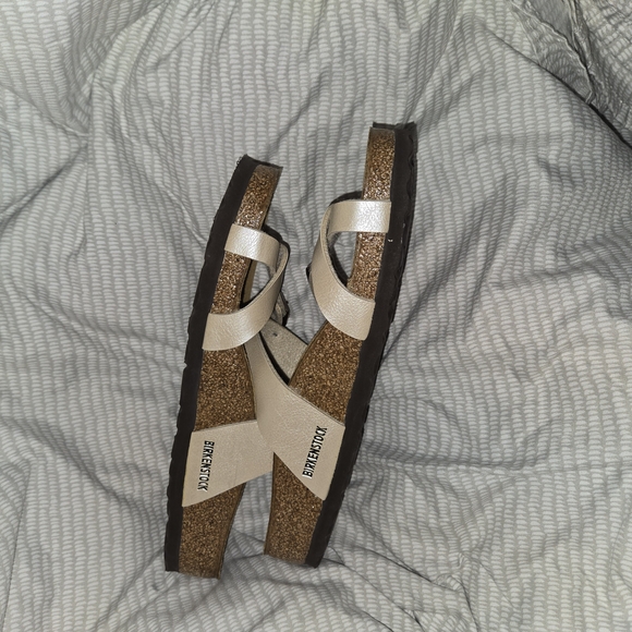 Birkenstock Mayari Pearl Sandals Size 38/245. US size 7.5 - Picture 6 of 7